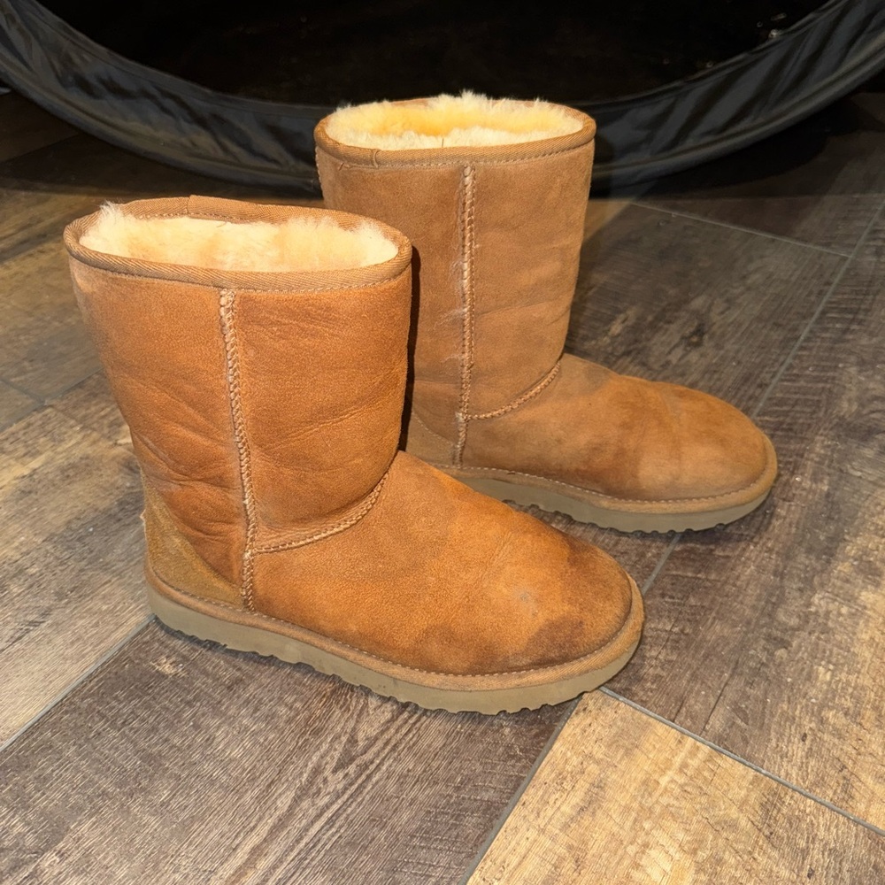 UGG Tall Boots - Picture 4 of 5